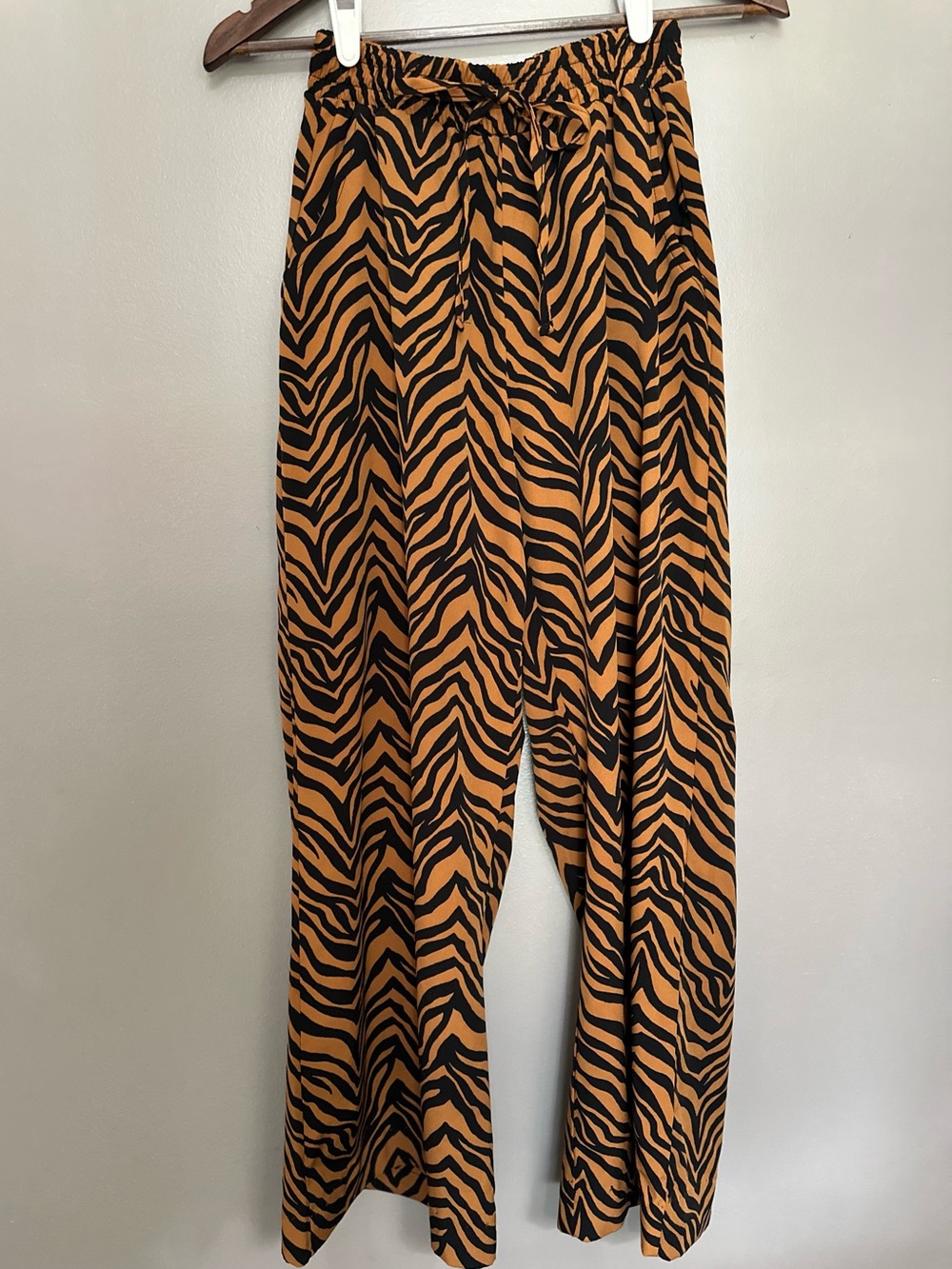 Forever 21 Tiger Print Wide-Leg Pants